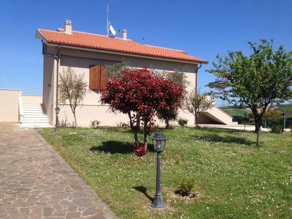 Villetta Le Rose Тавулия Екстериор снимка