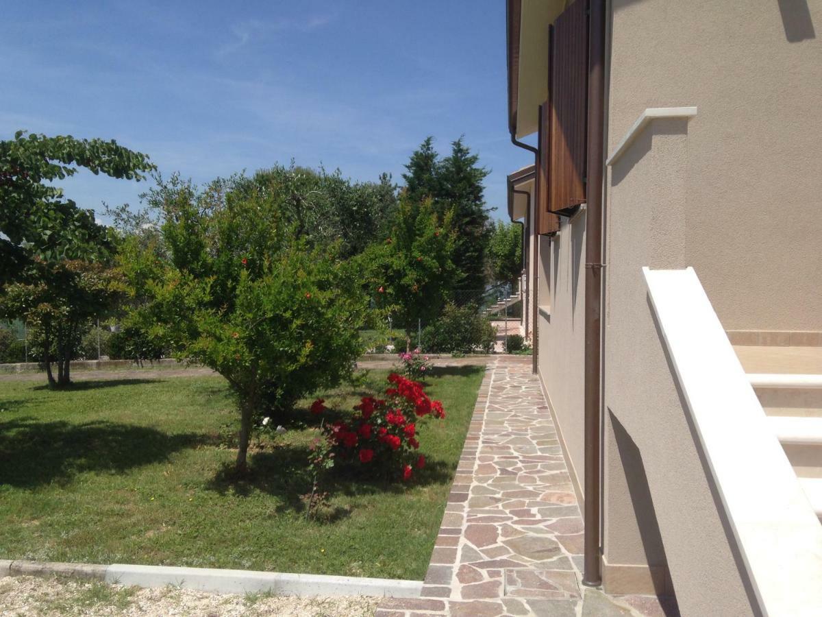 Villetta Le Rose Тавулия Екстериор снимка